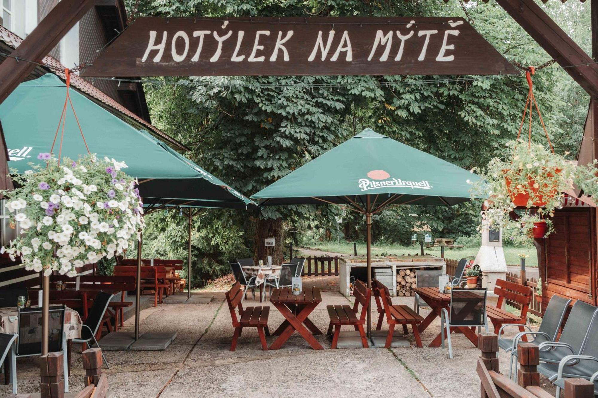 Hotylek Na Myte 호텔 하라포프 외부 사진
